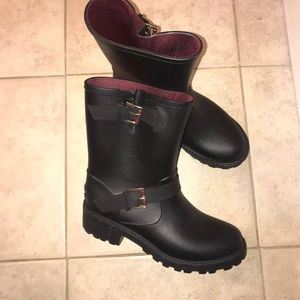 SOLD on mercari NEW Tommy Hilfiger boots